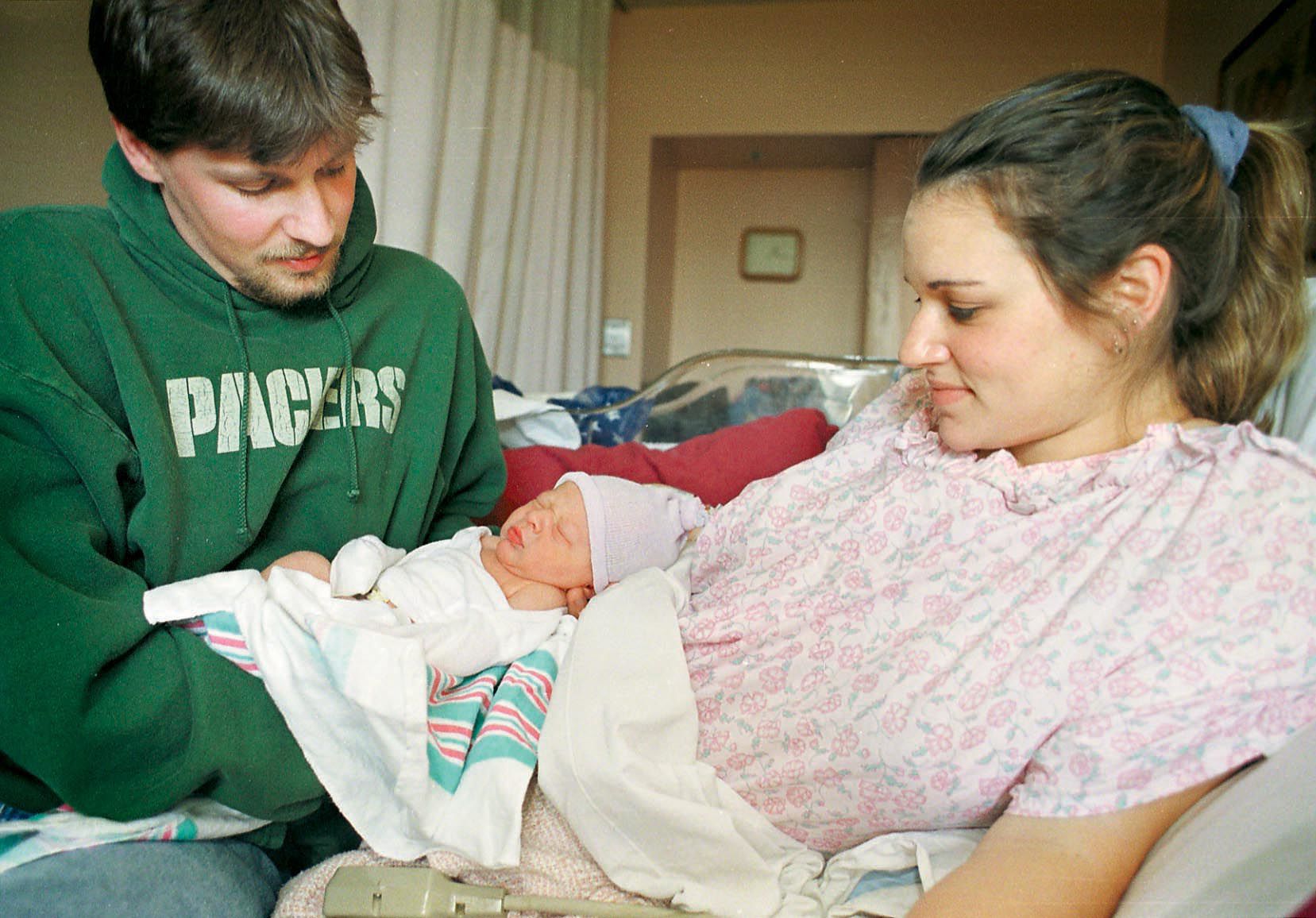 011320-adh-nws-Flashback: January 2000 First Baby